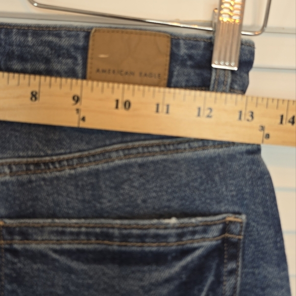 AMERICAN EAGLE Mom Jeans Stretch Distressed Raw Hem Women 0 High Rise Blue Denim - Picture 8 of 11